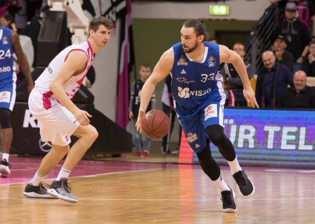 难改颓势 难改颓势