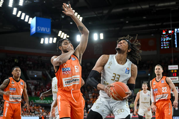 的主场草坪 的主场草坪