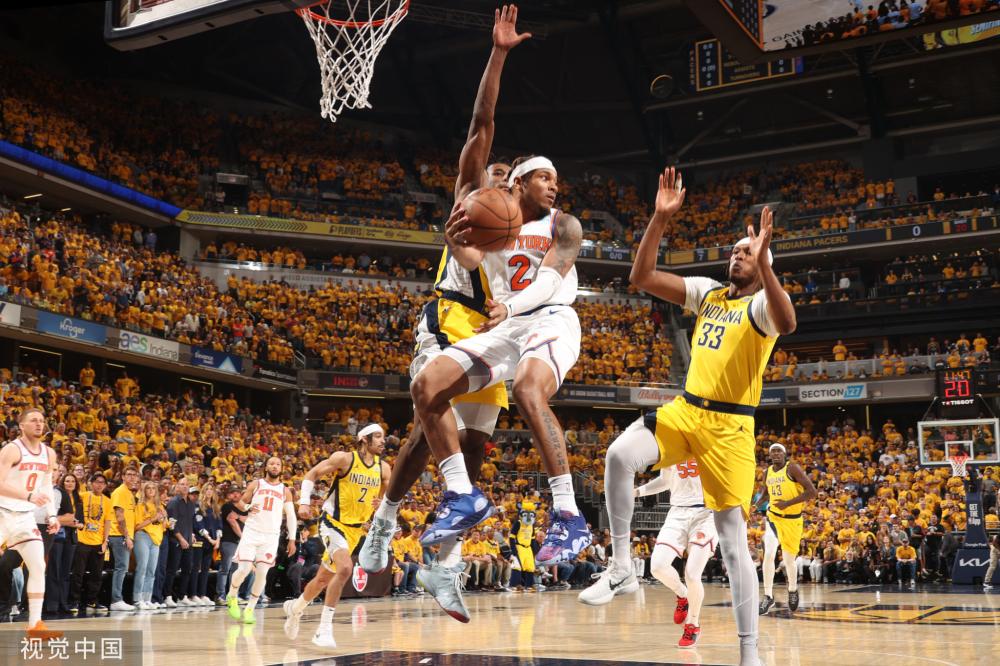 张亲密合影 张亲密合影