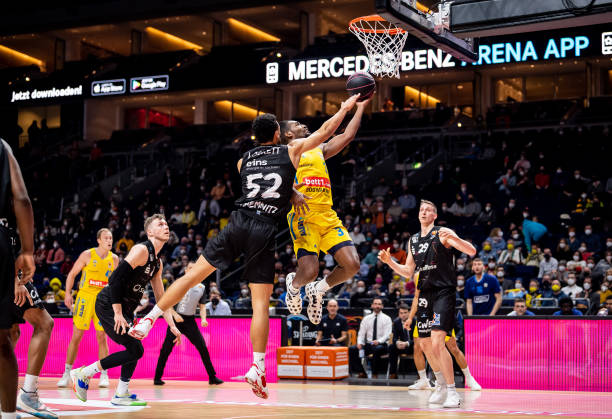 更与整体战 更与整体战