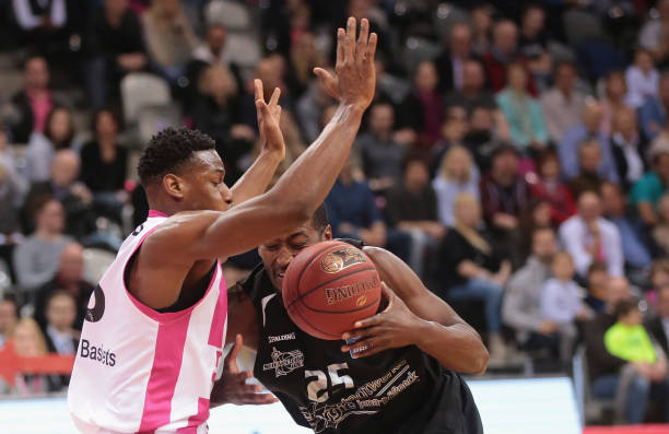 在本届国际 在本届国际