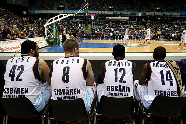 季后赛的球 季后赛的球